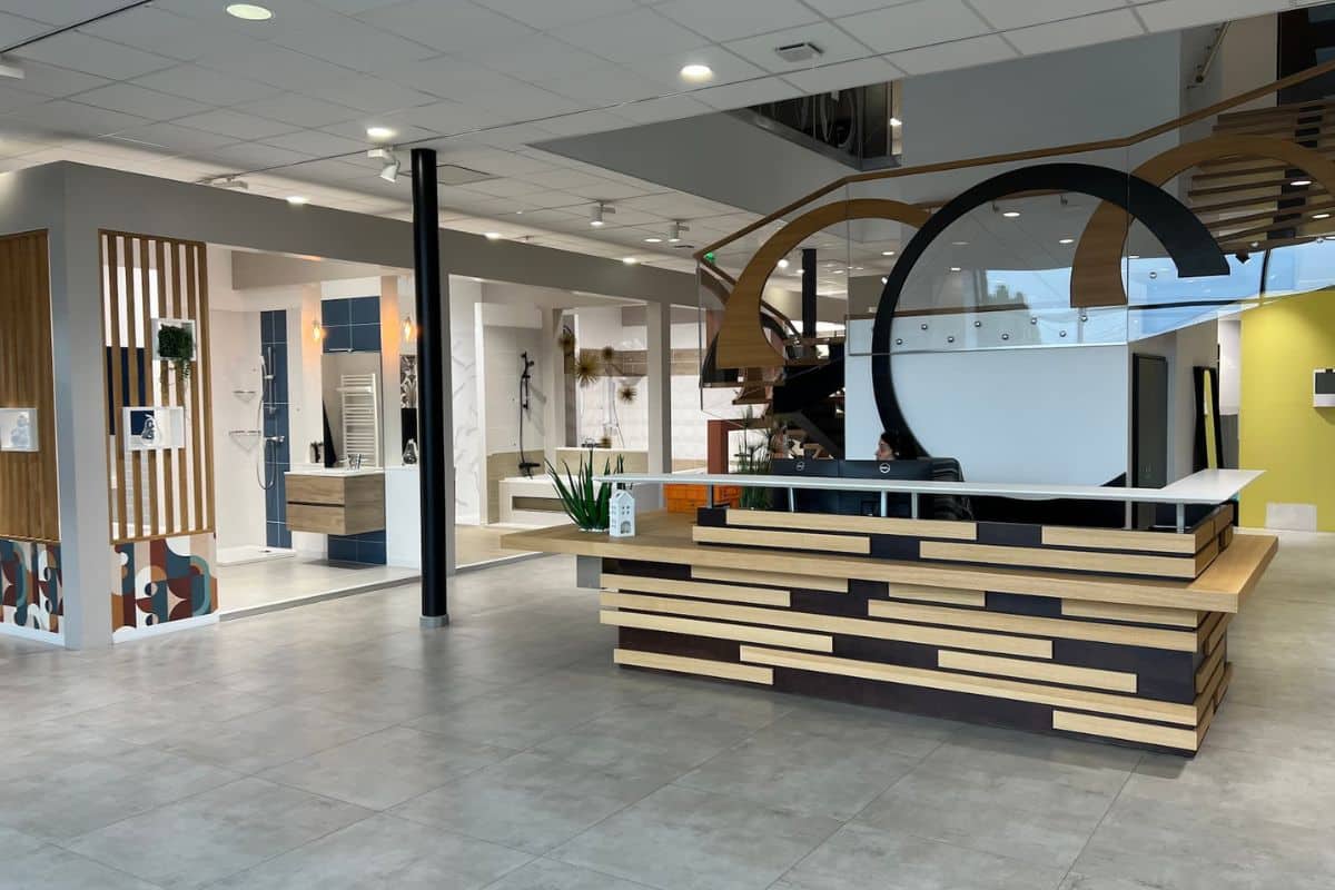 Présentation du showroom intérieur de 1700m²